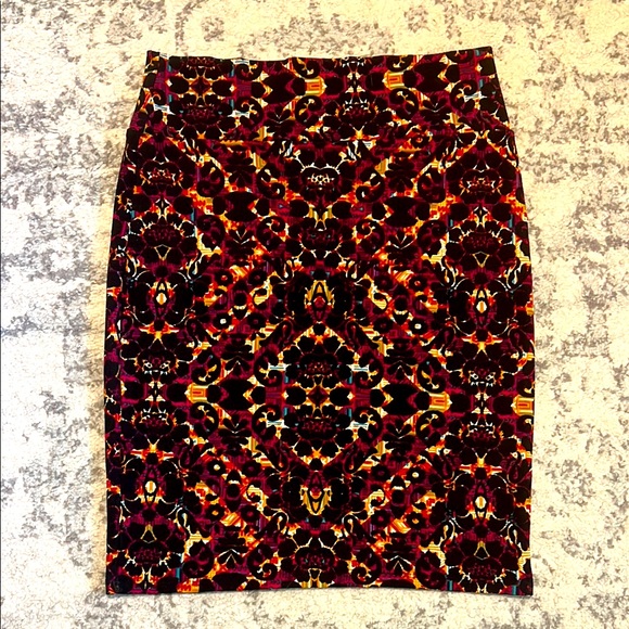 Vibrant Patterned LulaRoe Cassie Pencil Skirt - Picture 1 of 5